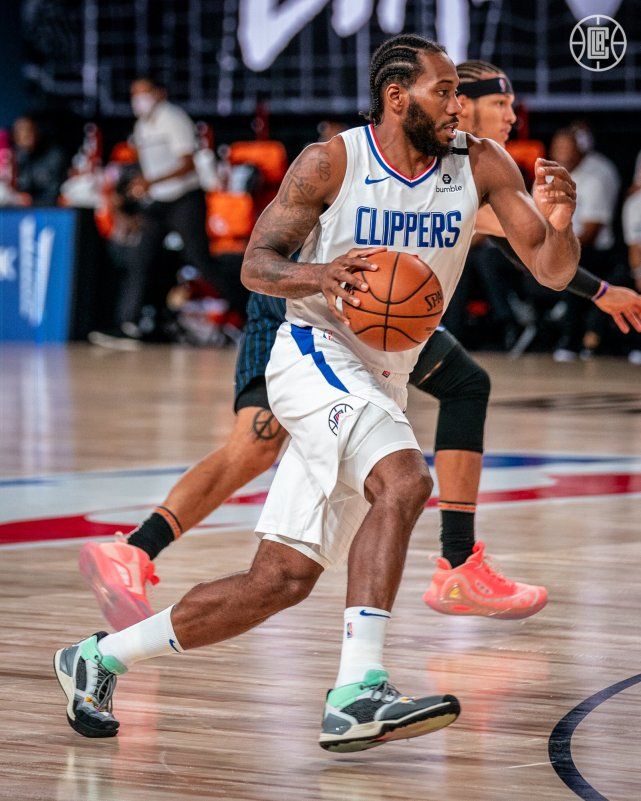 法甲赛程吃紧，克里夫兰骑士集结日手感冰凉，球迷炸锅，团队化学反应显著(亚瑟王与圆桌骑士)