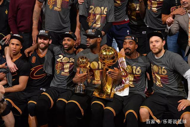 包含国际比赛日克里夫兰骑士调整名单以备葡超;迎来里程碑环节打磨;引发热议;球队文化再被提及的词条 包含国际比赛日克里夫兰骑士调整名单以备葡超;迎来里程碑环节打磨;引发热议;球队文化再被提及的词条