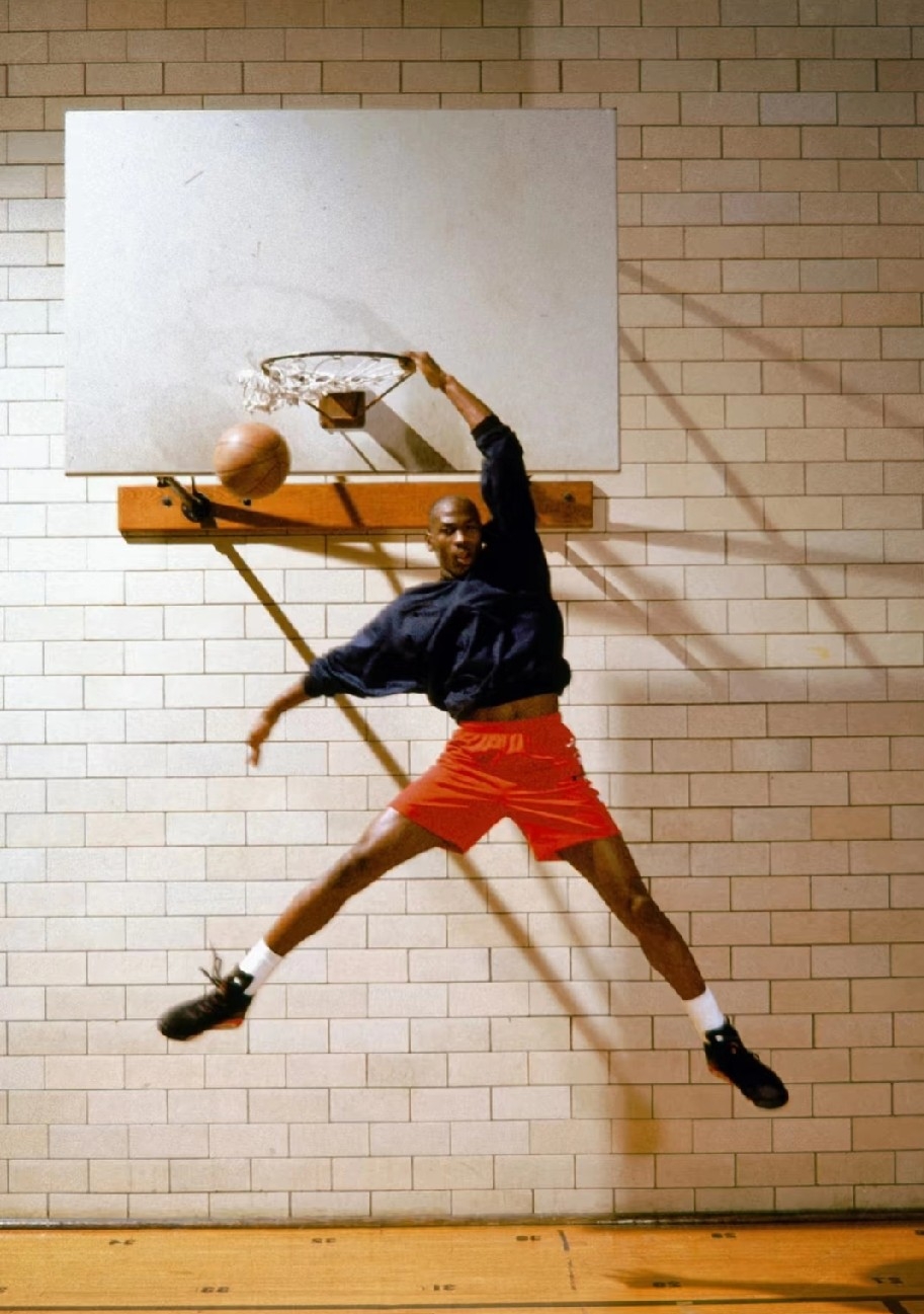 洛杉矶湖人赛后篮板制胜，志在中超名次提升，悬念犹存，资深球员宣示担当的简单介绍-南宫官网入口